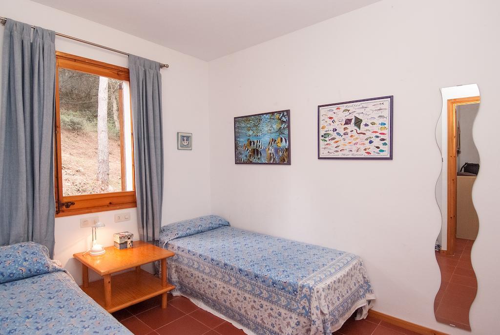 Sa Tuna "Casas Ce Ma" Begur Szoba fotó